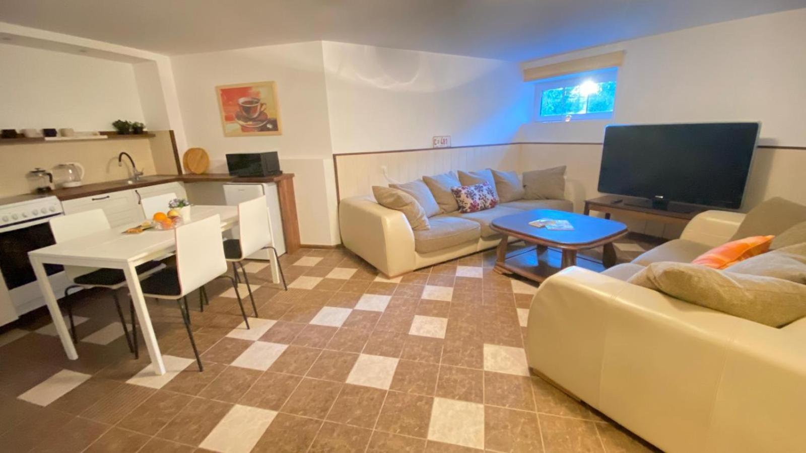 Plavu 16 Apartment Jurmala Exterior photo