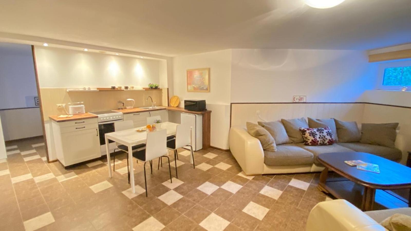 Plavu 16 Apartment Jurmala Room photo